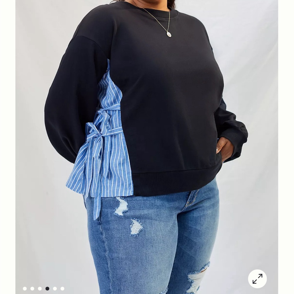 Anthropologie plus size side tie sweatshirt. Size 2X